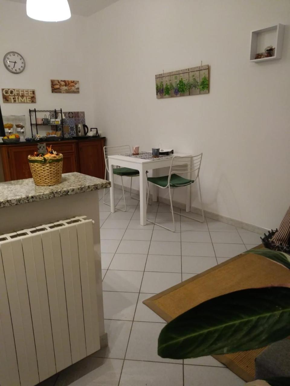 דירות Iolanda di Savoia Angy House מראה חיצוני תמונה